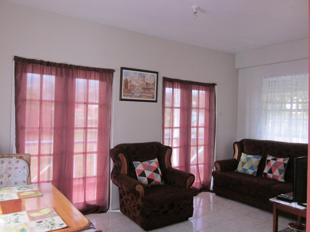 Buttercup Cottage Apartments Arnos Vale Ngoại thất bức ảnh